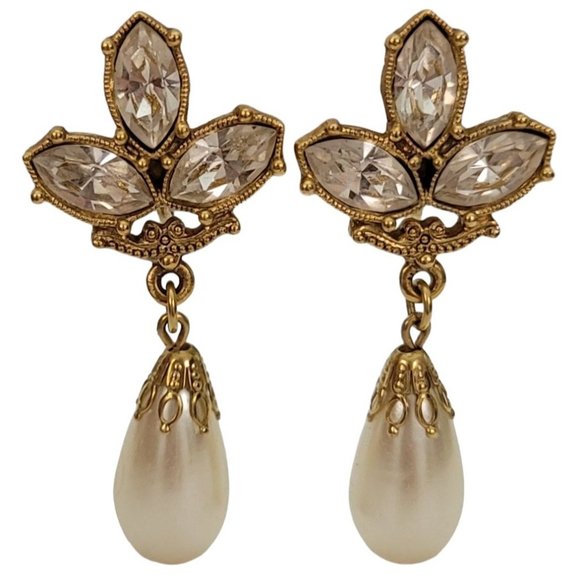 1928 Brand Faux Pearl Dangle Clear Rhinestones Clip-On Earrings 1.8” L E212 - Picture 9 of 9